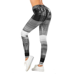 Black and White Grid Pattern Leggings